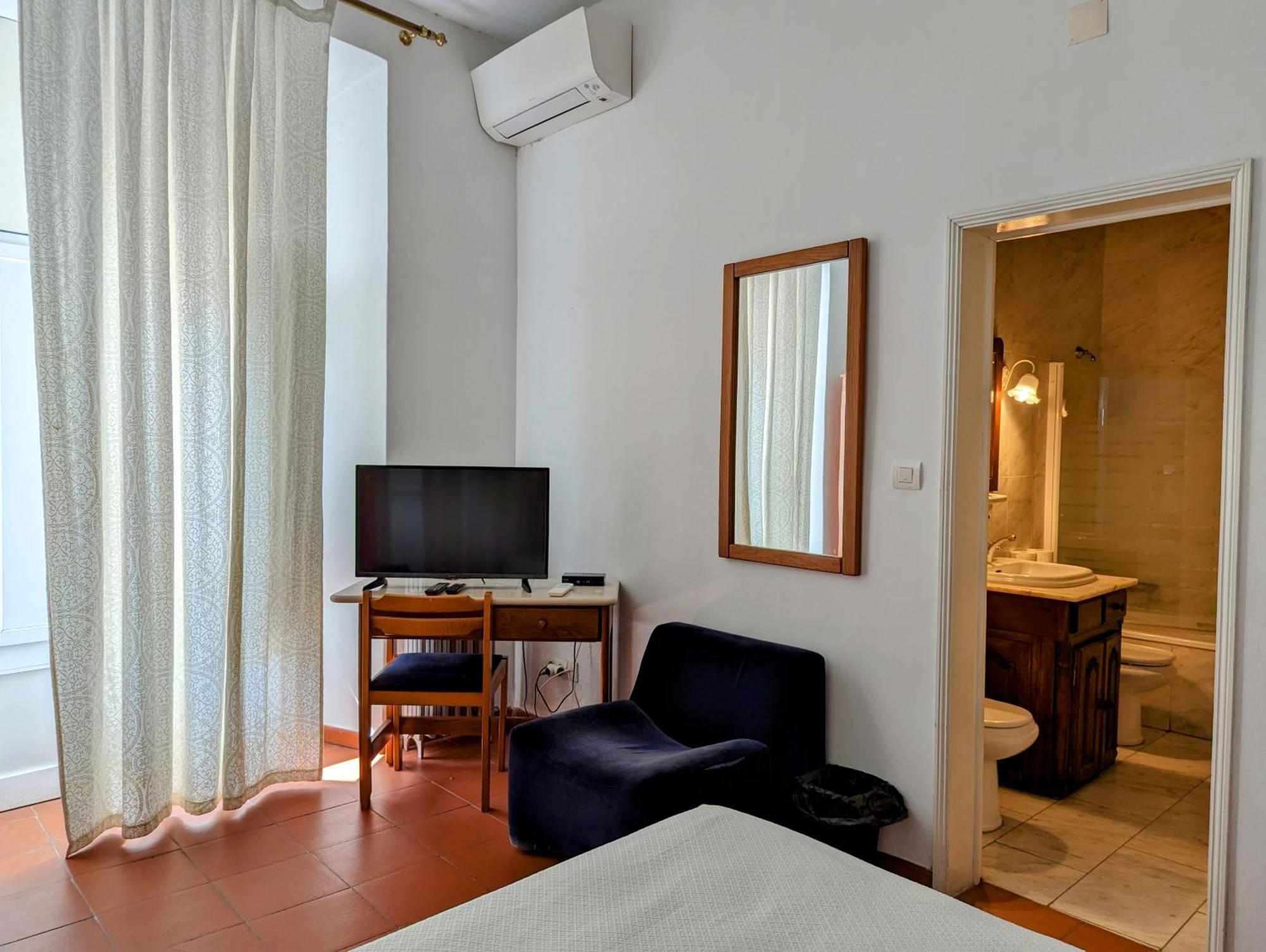 Hotel Solar De Monfalim เอโวรา ภายนอก รูปภาพ